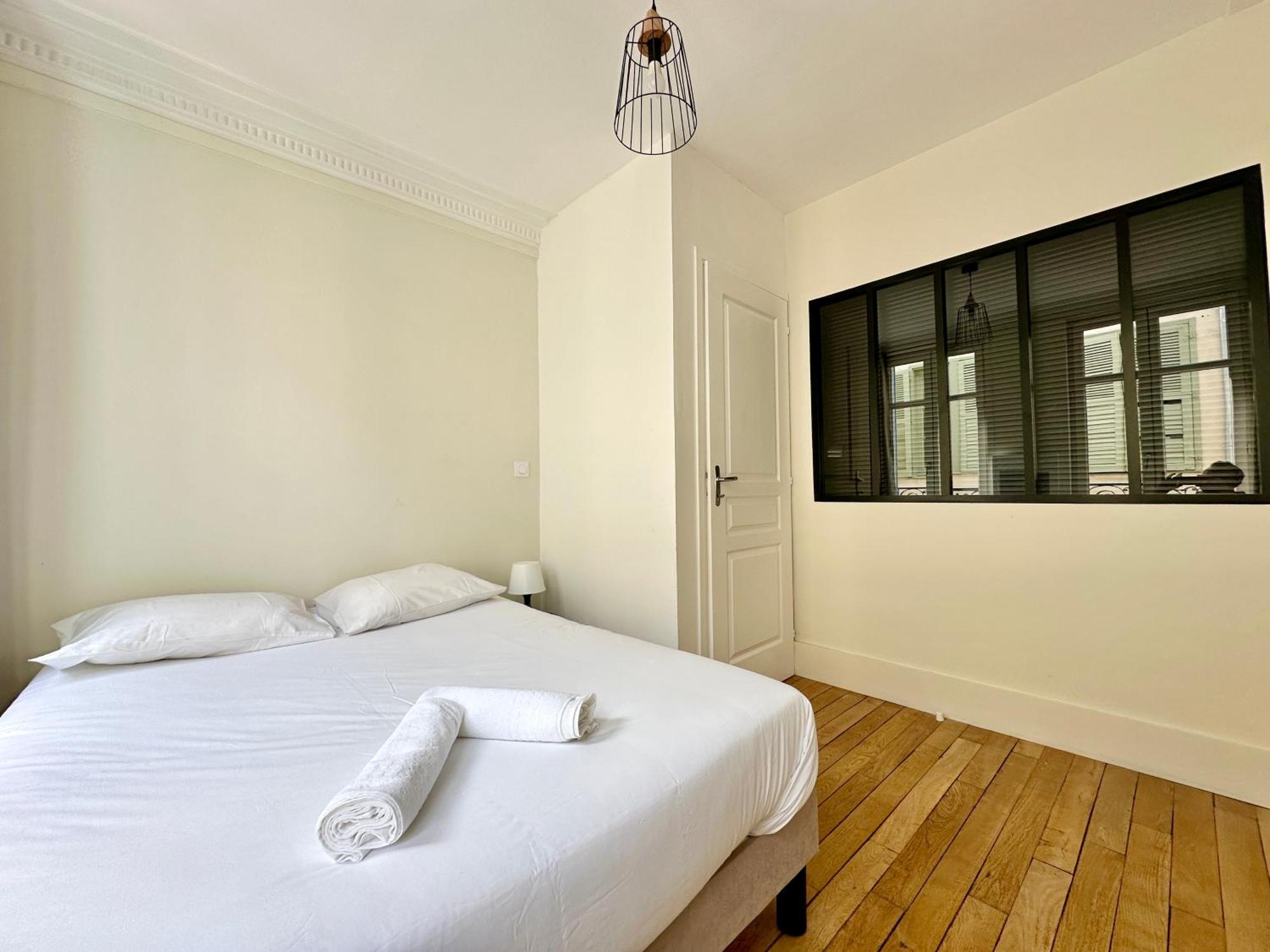 L'haussmannien, Splendide Et Lumineux Appartement